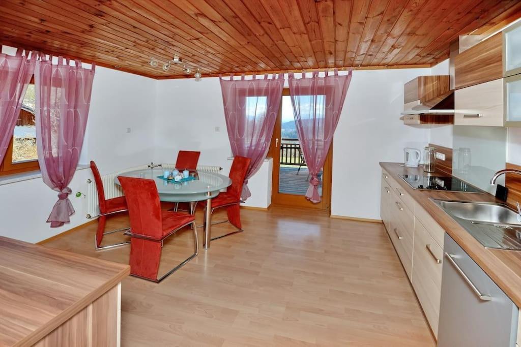 Ferienwohnung Karawankenblick Bach  Екстериор снимка