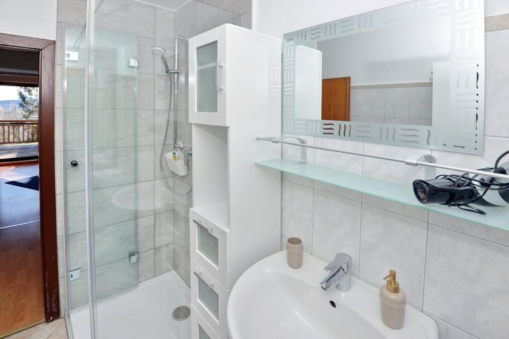 Ferienwohnung Karawankenblick Bach  Екстериор снимка